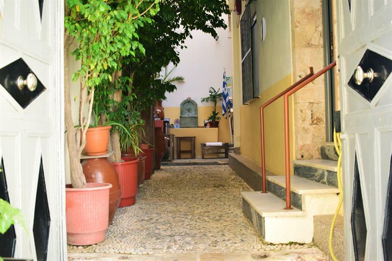 Stoa * Khania